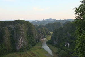 Panorama of Hua Lu from Hang Mua